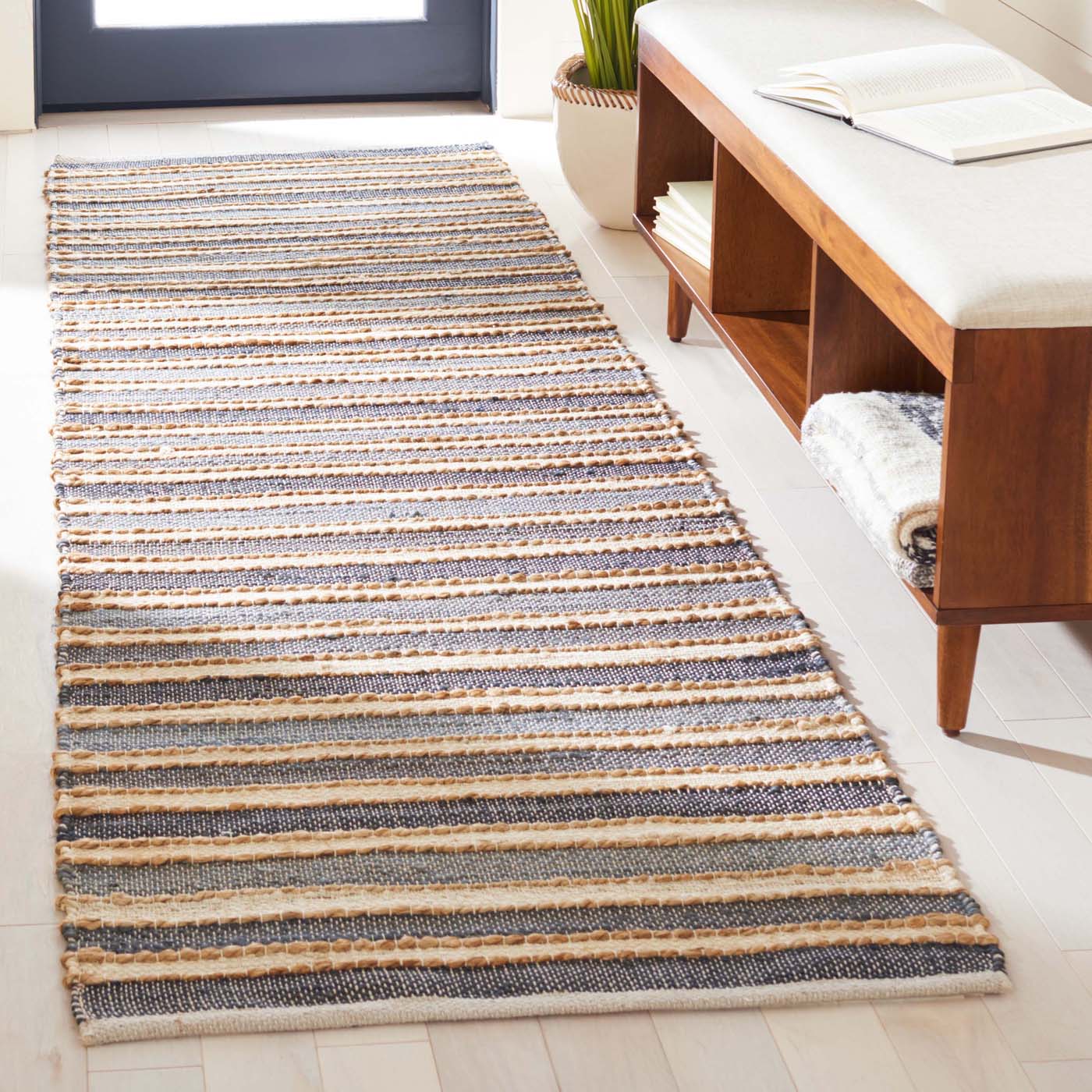 Safavieh Striped Kilim 318 Rug, STK318 - Charcoal / Ivory