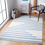 Safavieh Striped Kilim 504 Rug, STK504 - Ivory / Blue