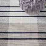 Safavieh Striped Kilim 704 Rug, STK704 - Light Grey / Black