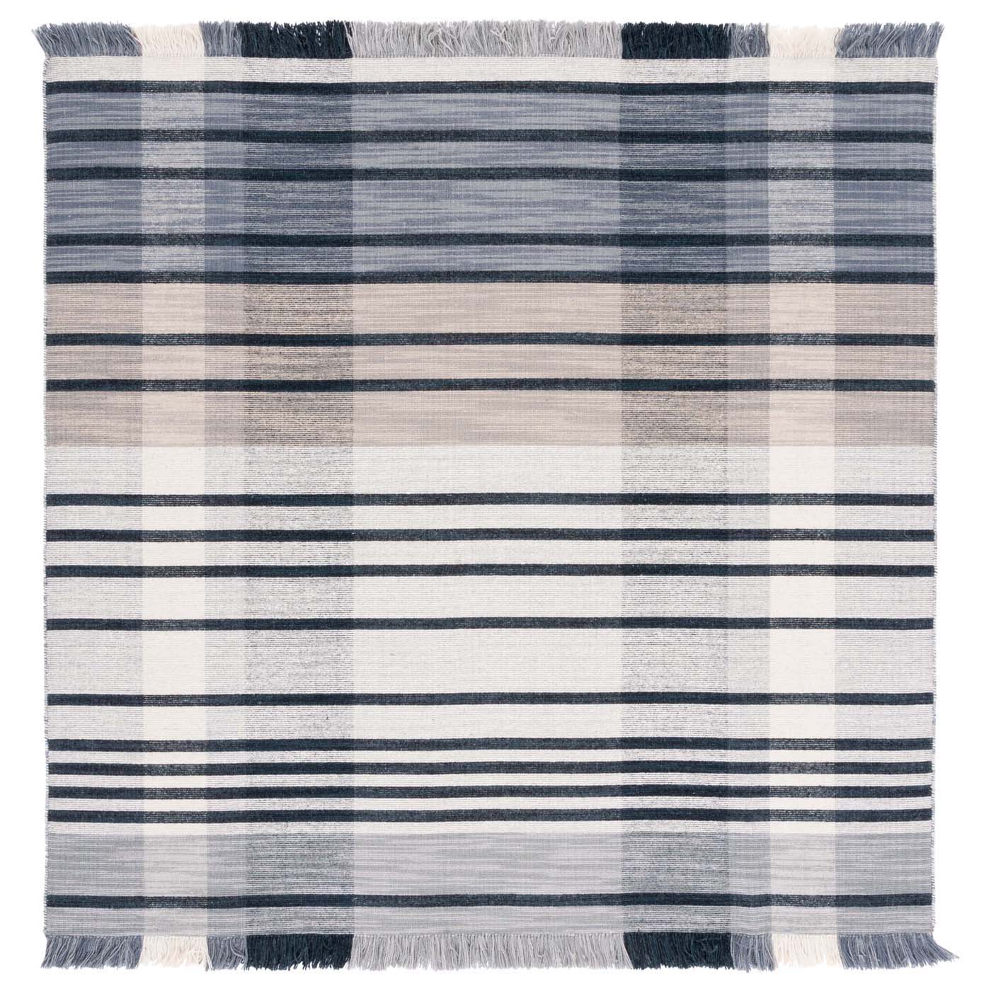 Safavieh Striped Kilim 704 Rug, STK704 - Light Grey / Black