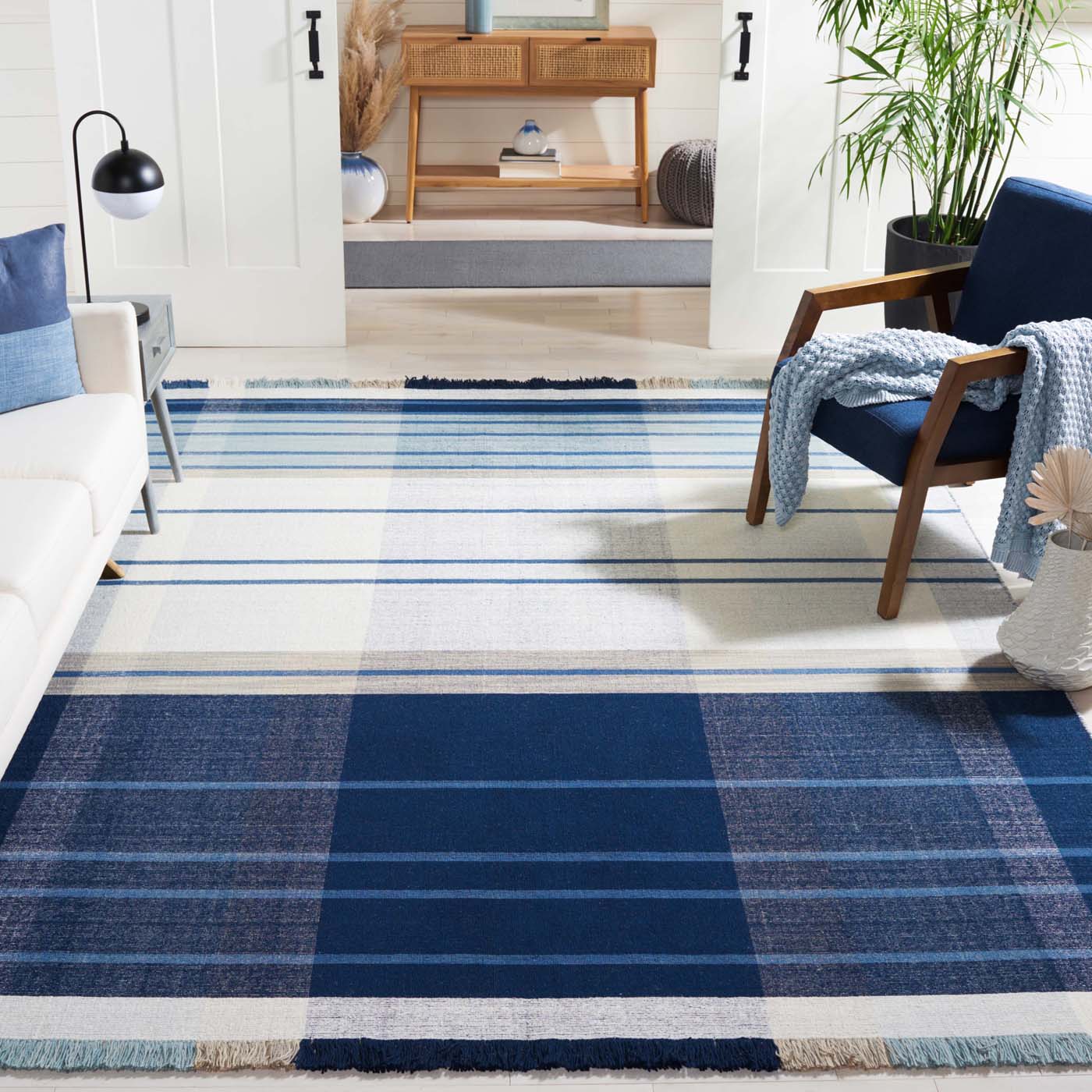 Safavieh Striped Kilim 707 Rug, STK707 - Blue / Beige