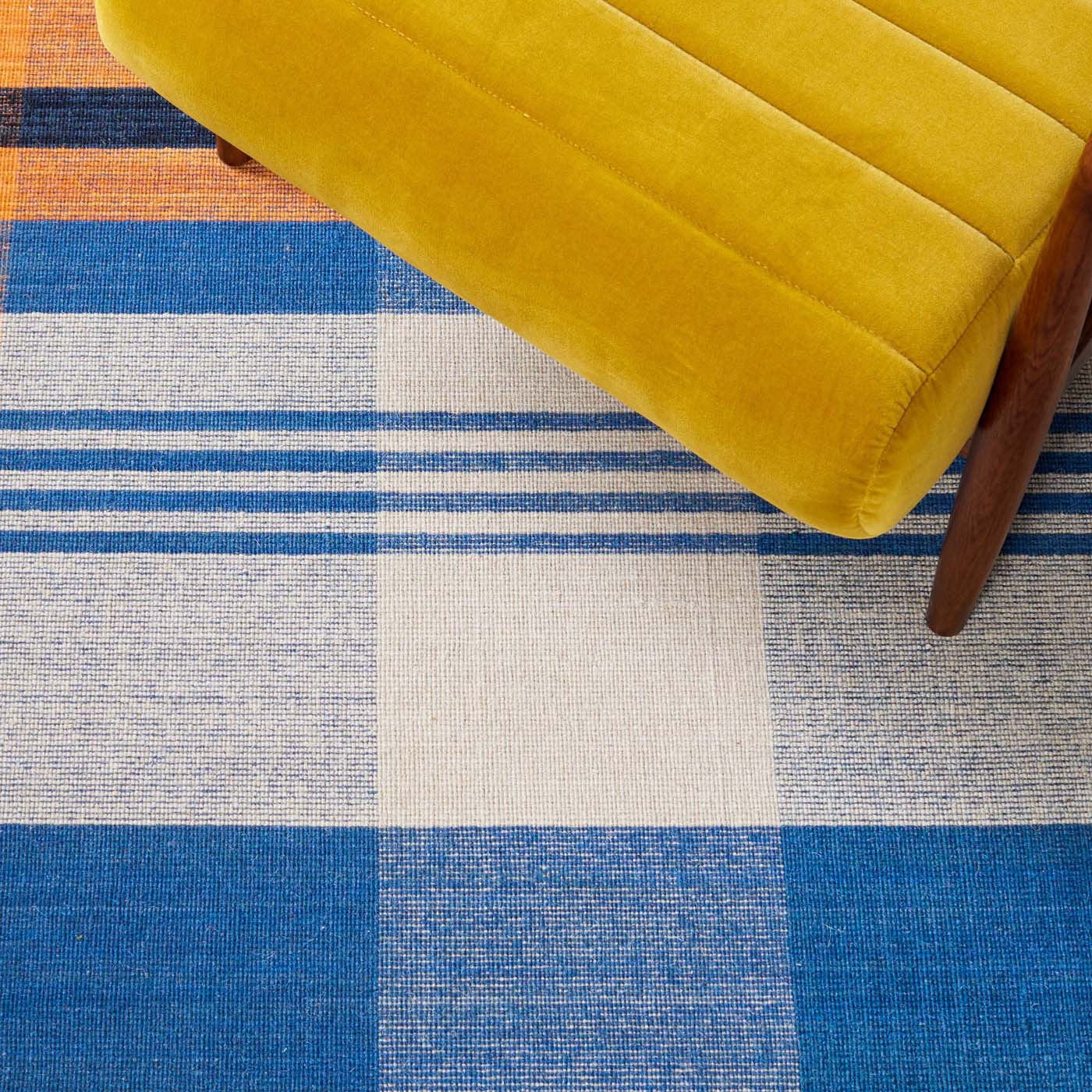 Safavieh Striped Kilim 708 Rug, STK708 - Orange / Blue