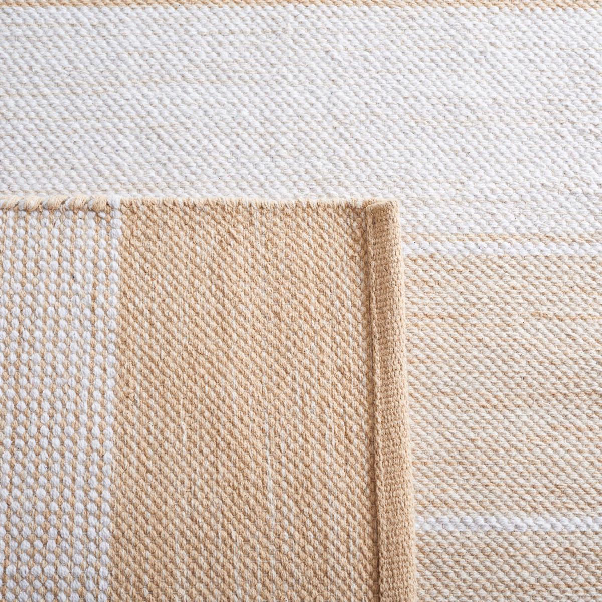 Safavieh Striped Kilim 804 Rug, STK804 - Ivory / Gold