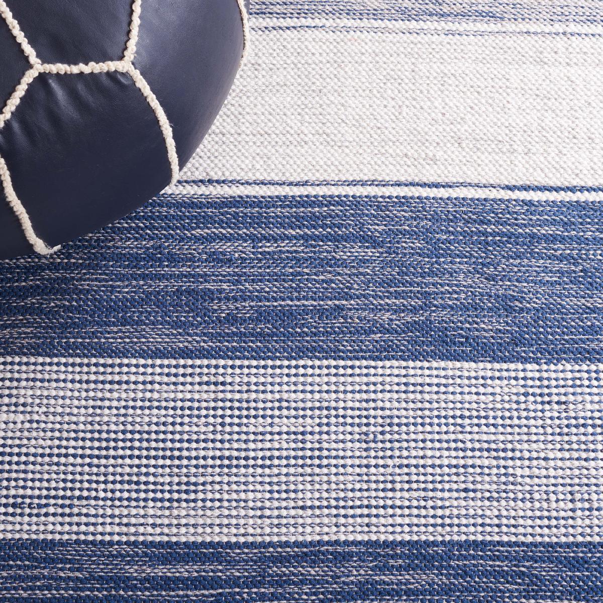 Safavieh Striped Kilim 804 Rug, STK804 - Grey / Blue