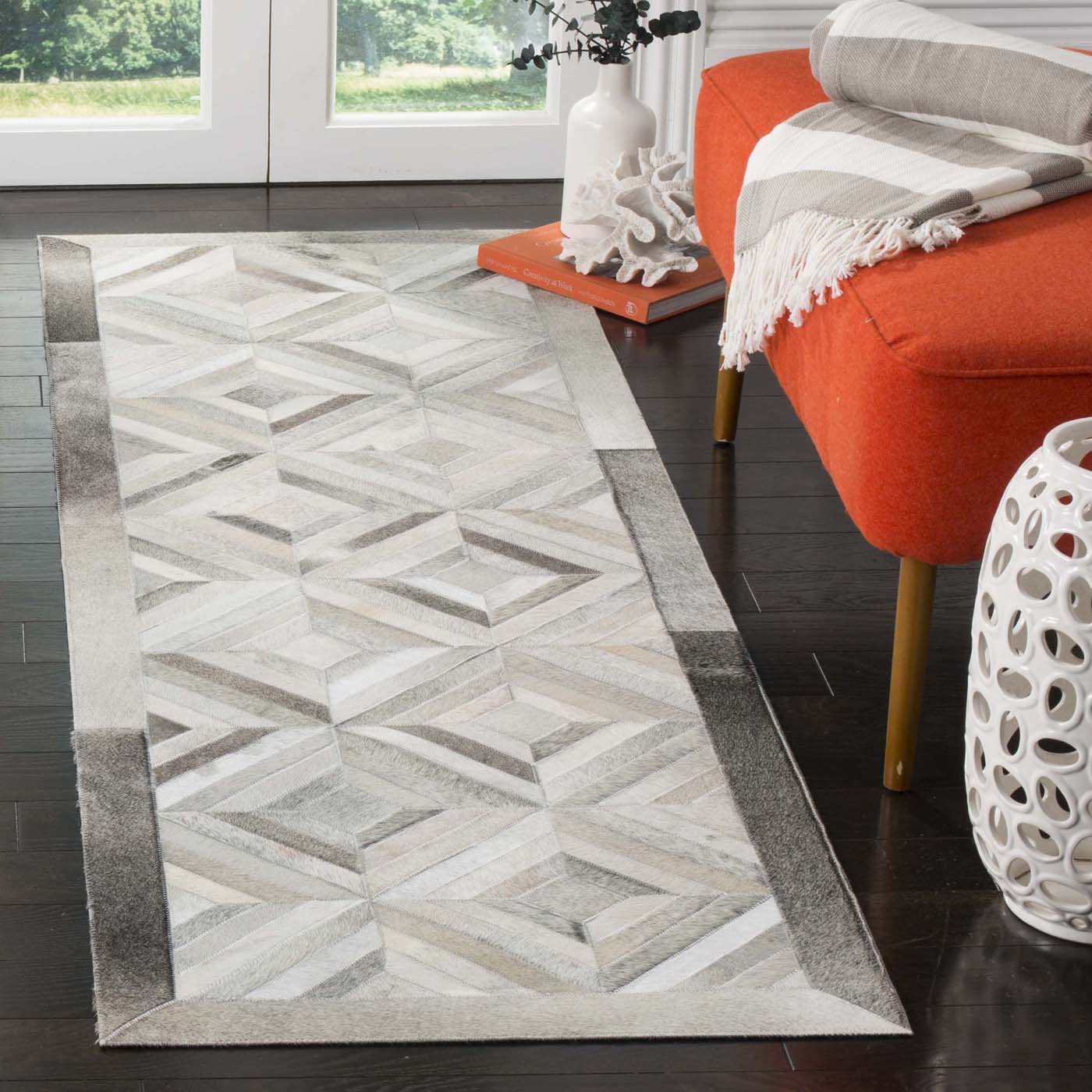 Safavieh Studio Leather 216 Rug, STL216 - Grey