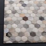 Safavieh Studio Leather 217 Rug, STL217 - Ivory / Grey