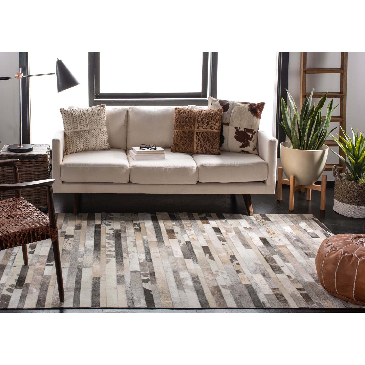 Safavieh Studio Leather 218 Rug, STL218 - Grey / Ivory