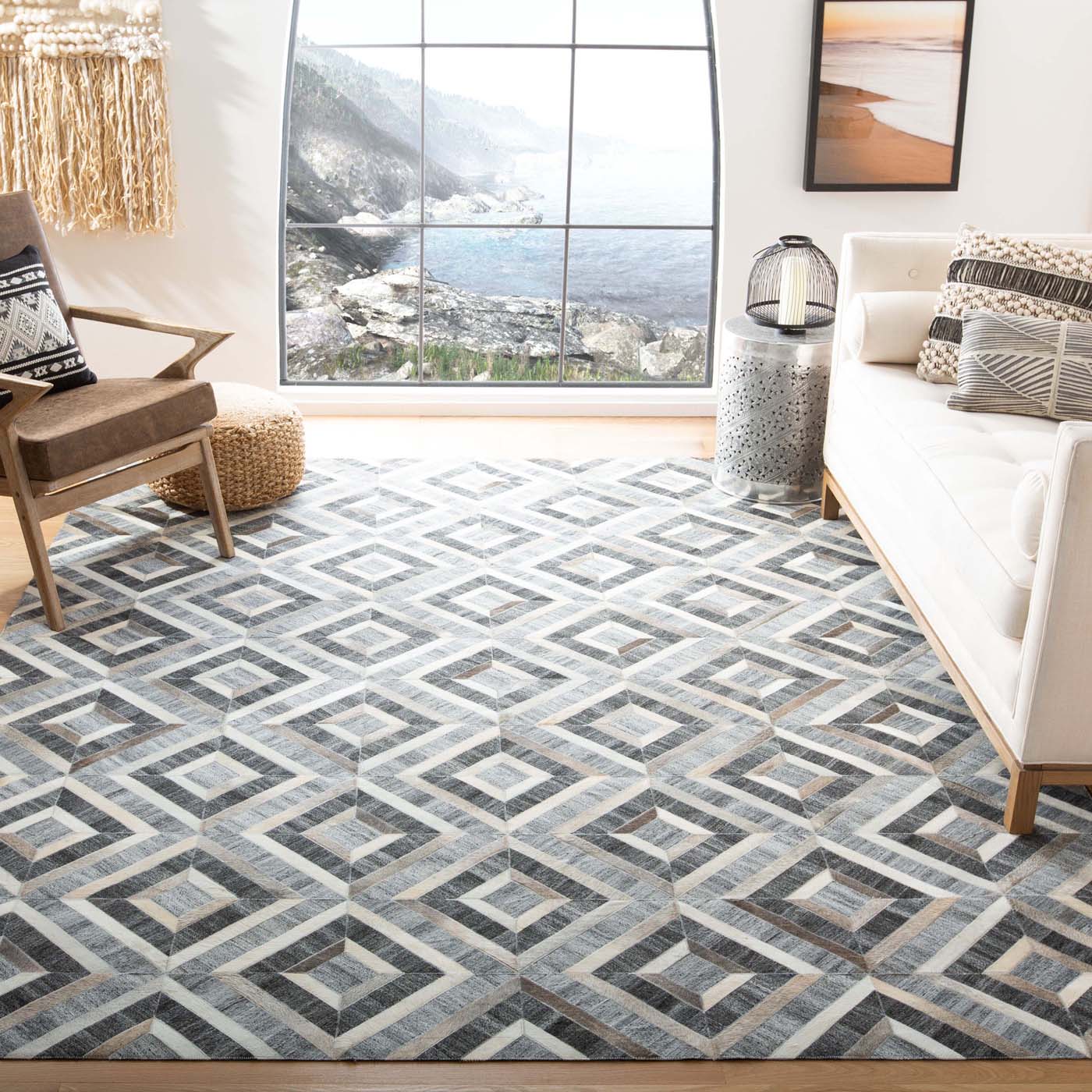 Safavieh Studio Leather 221 Rug, STL221 - Ivory / Dark Grey