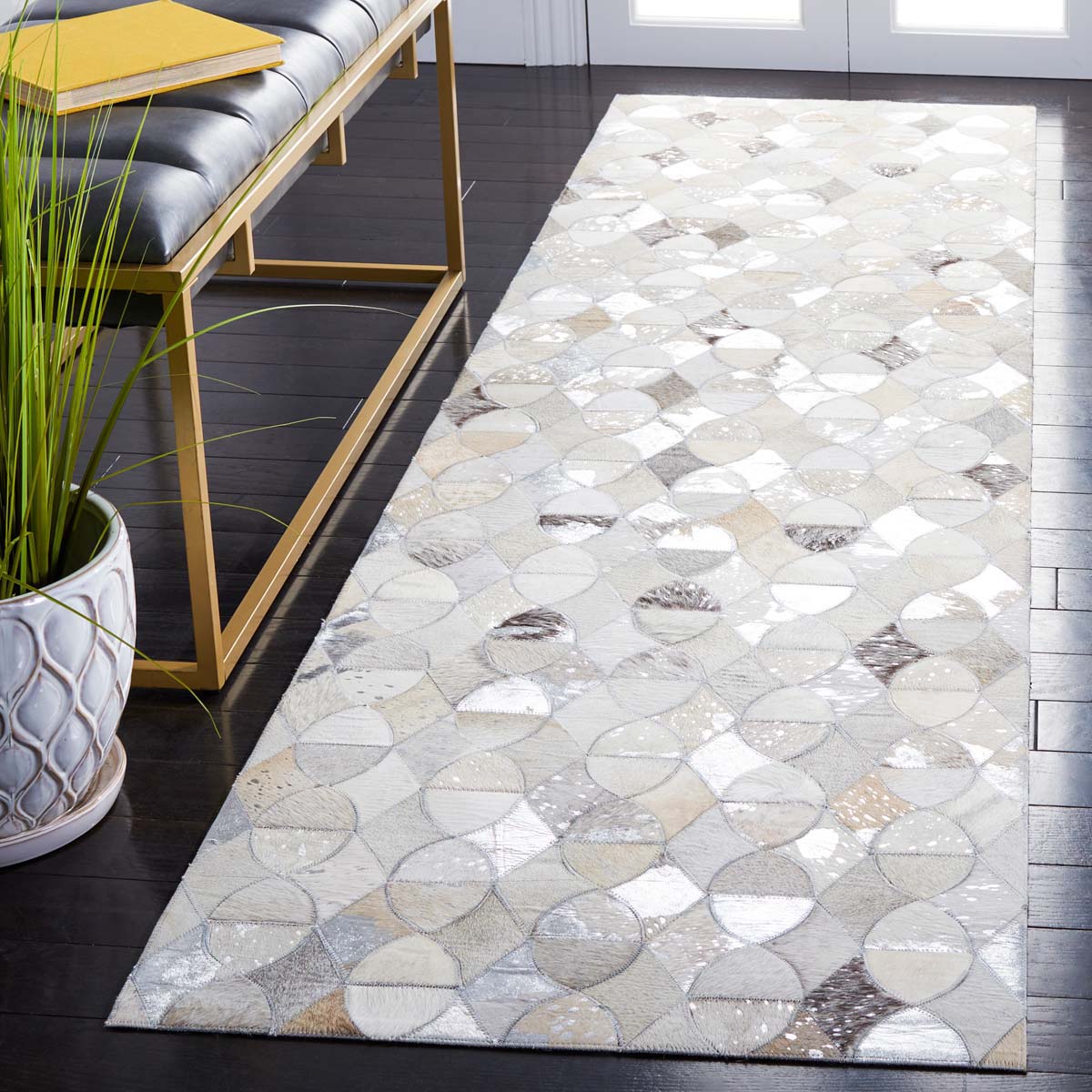 Safavieh Studio Leather 231 Rug, STL231 - Ivory / Grey