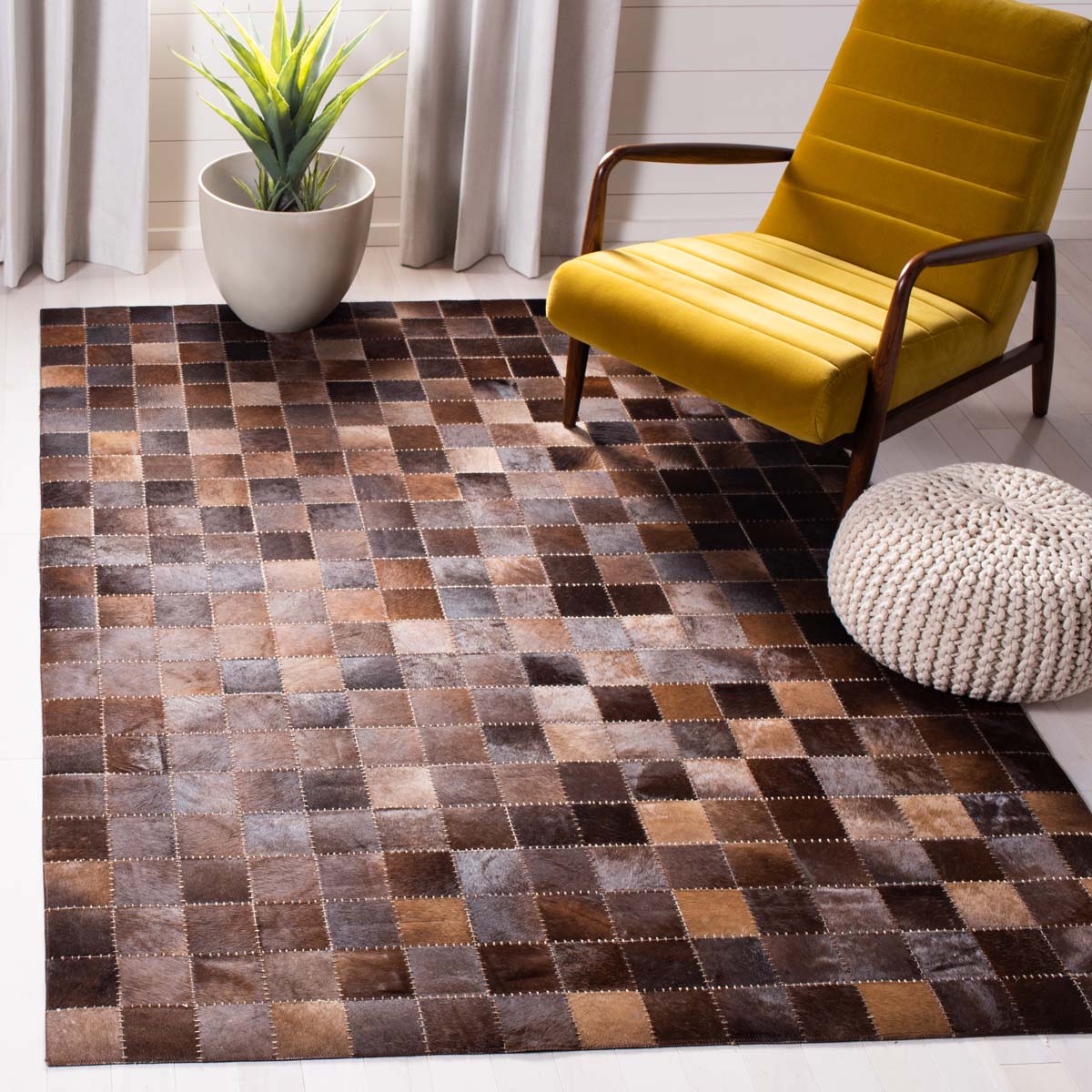 Safavieh Studio Leather 815 Rug, STL815 - Brown / Beige