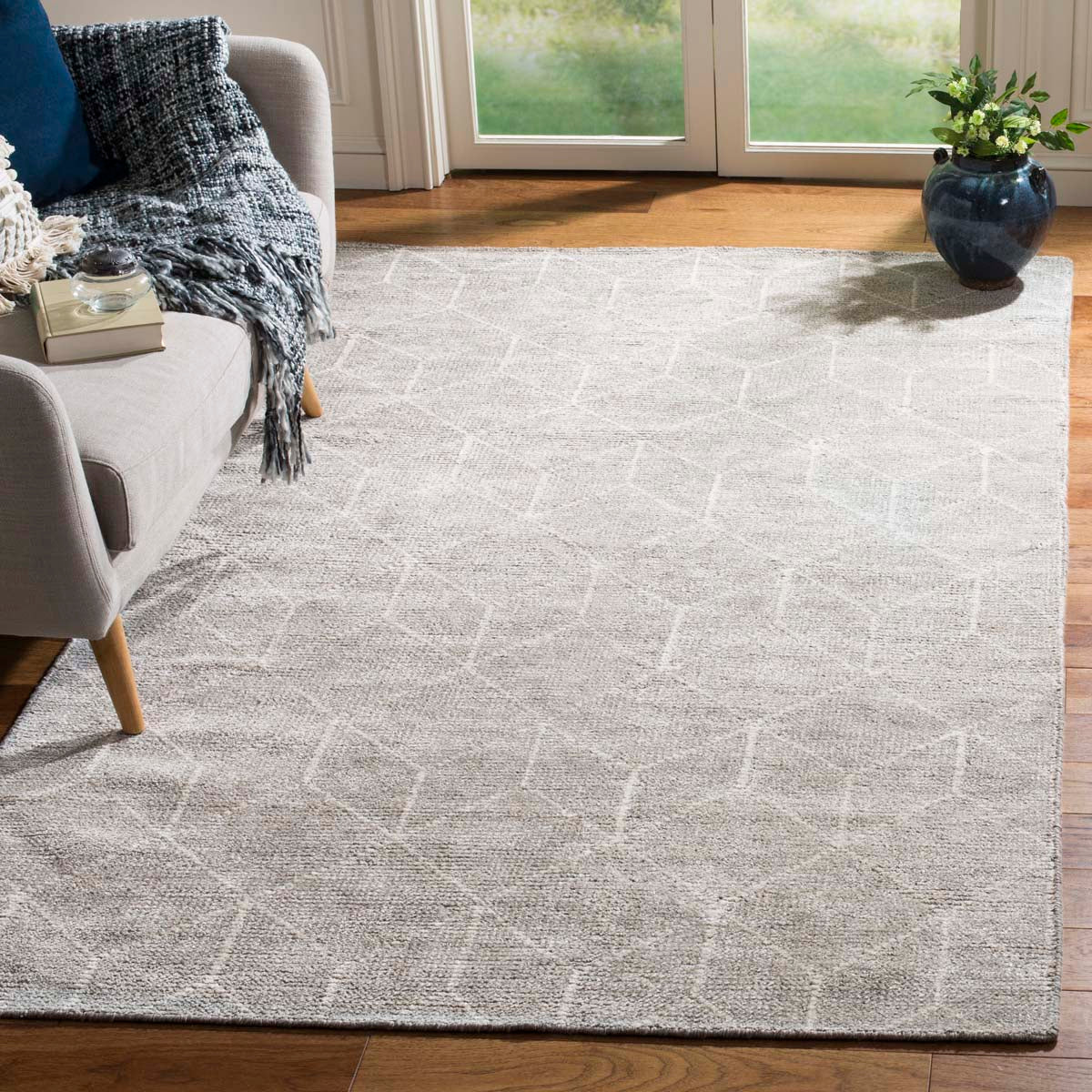 Safavieh Stone Wash 904 Rug, STW904 - Silver