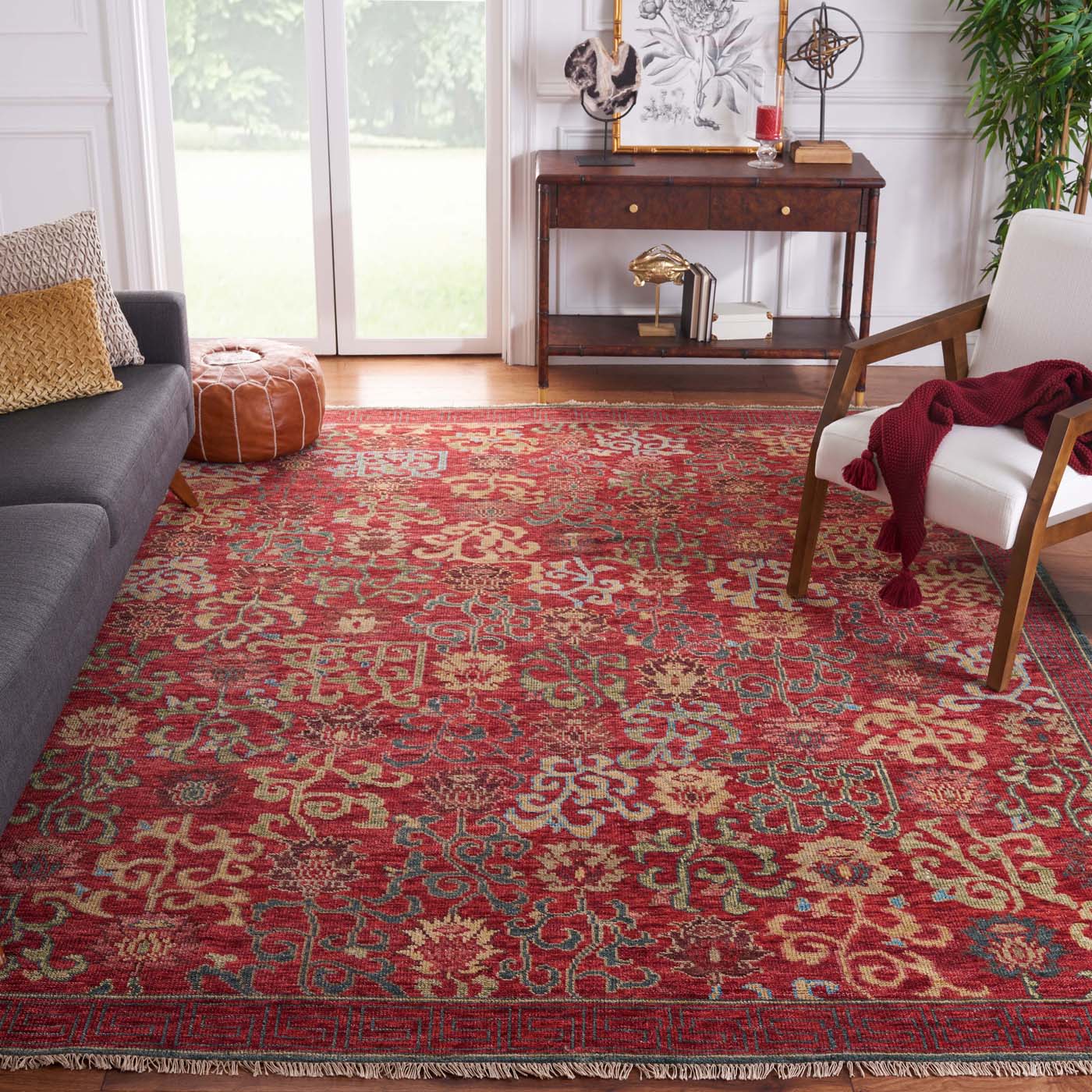 Safavieh Sultanabad 110 Rug, SUL110 - Red / Ivory