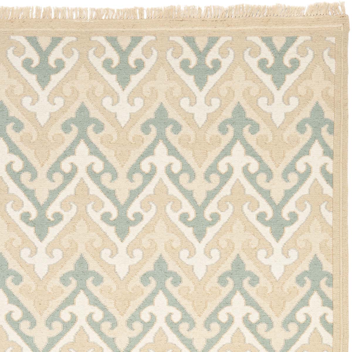 Safavieh Sumak 423 Rug, SUM423 - Beige / Multi