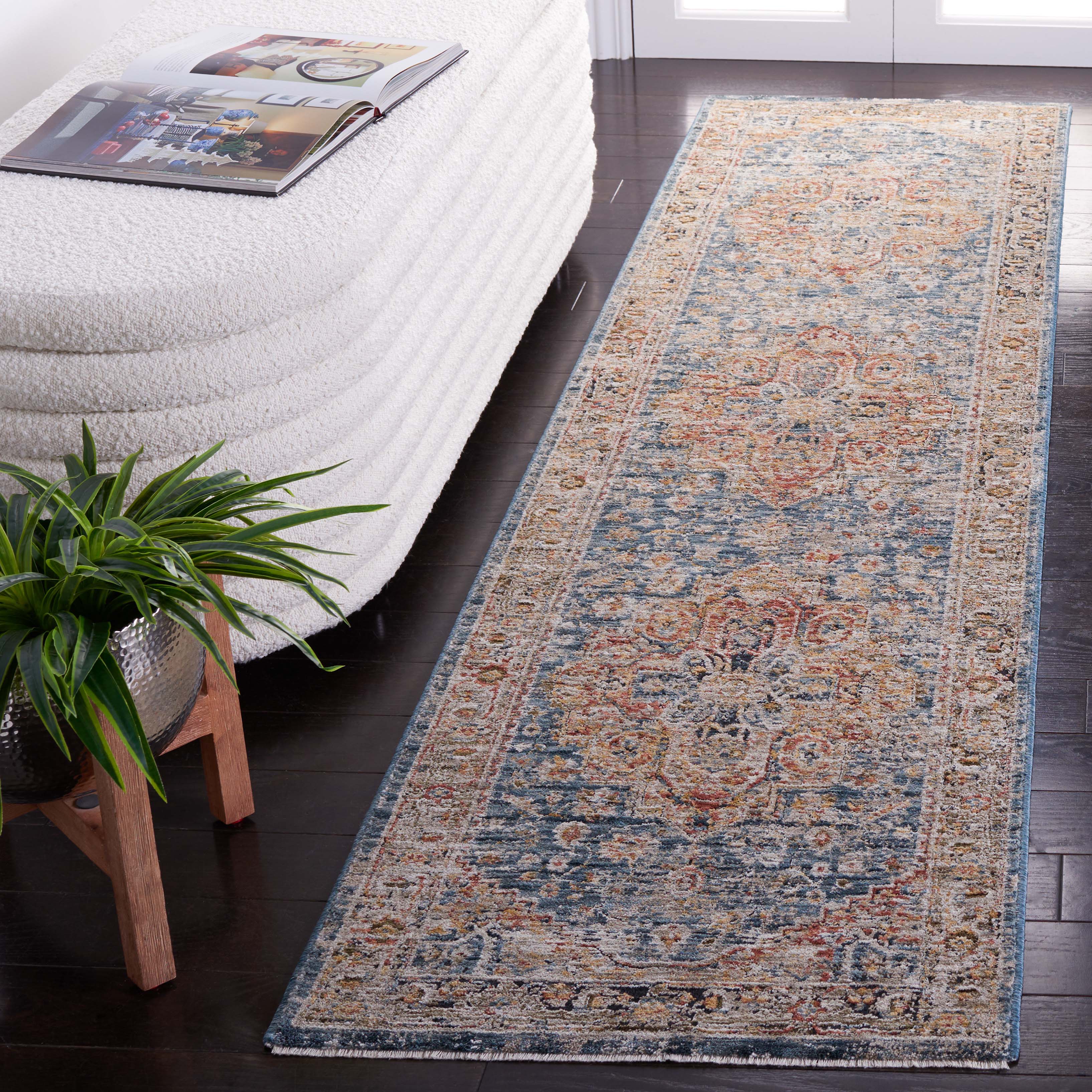 Safavieh Silverado 110 Rug, SVD110 - Blue / Rust