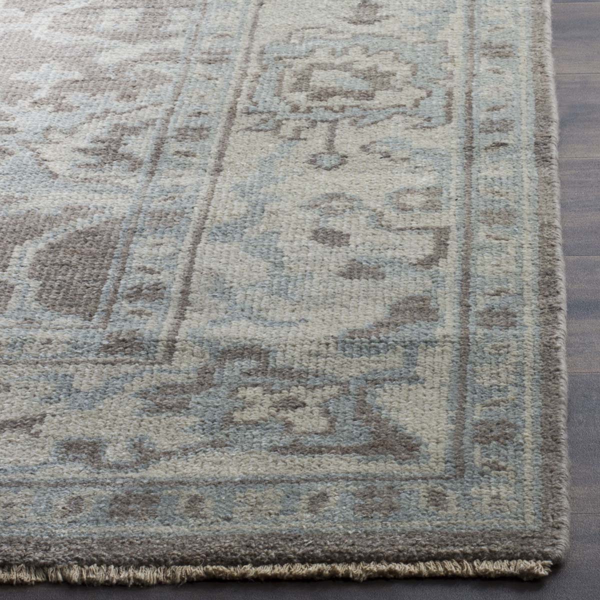 Safavieh Sivas 122 Rug, SVS122 - Grey / Ivory