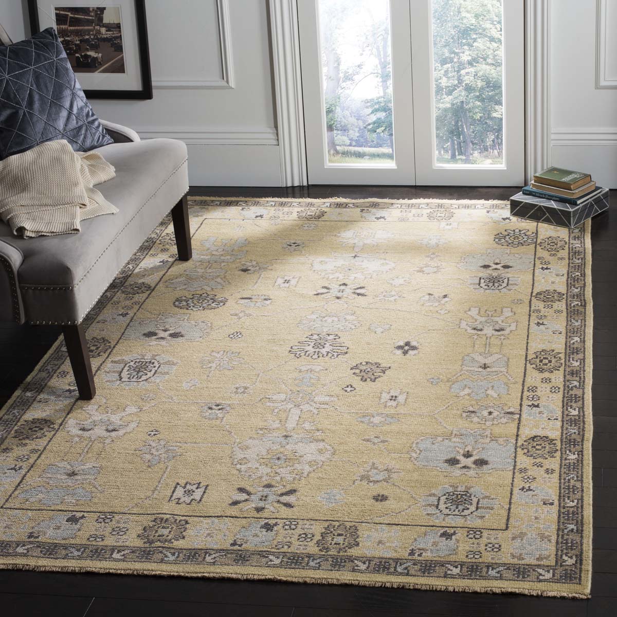 Safavieh Sivas 126 Rug, SVS126 - Light Gold / Beige