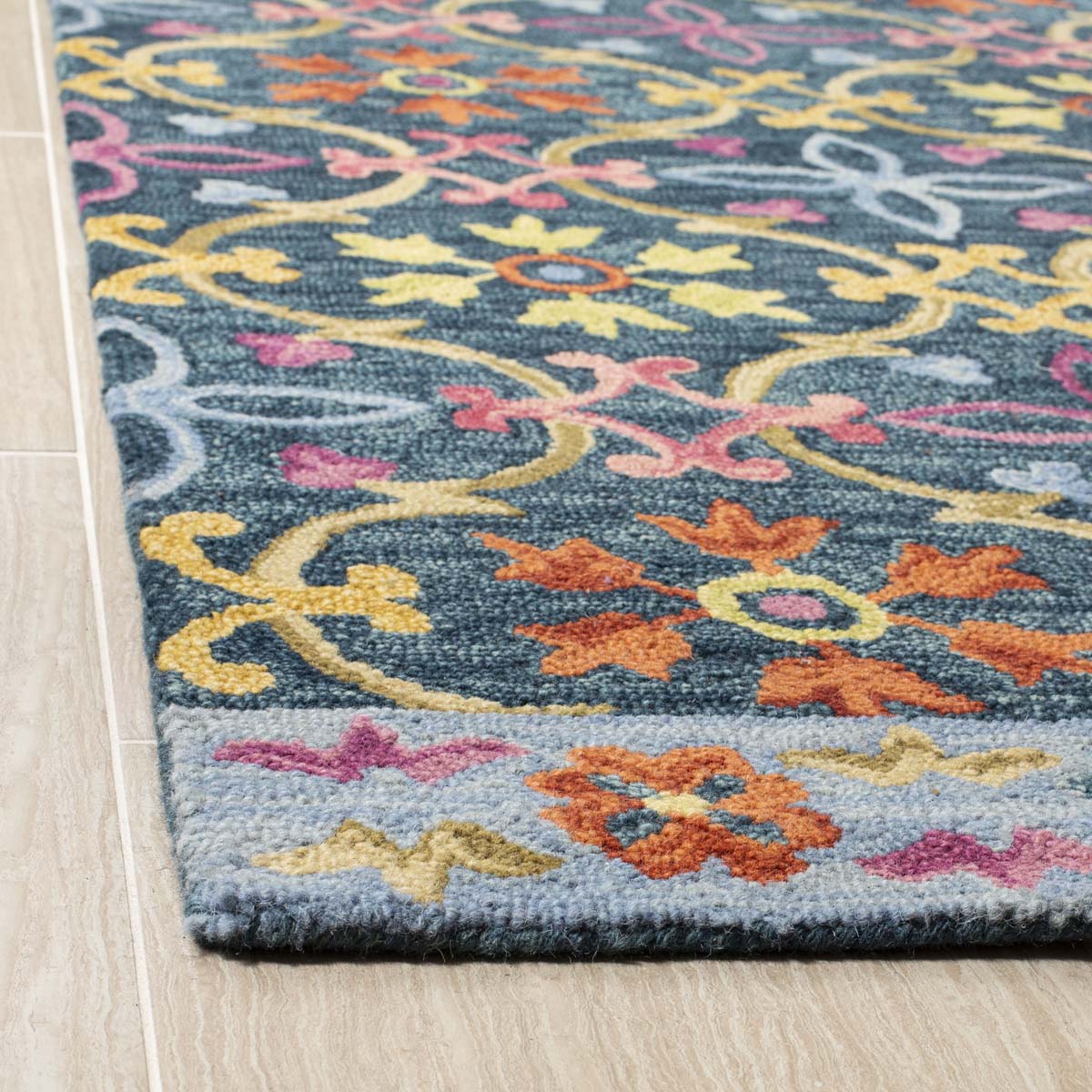 Safavieh Suzani 310 Rug, SZN310 - Blue / Multi