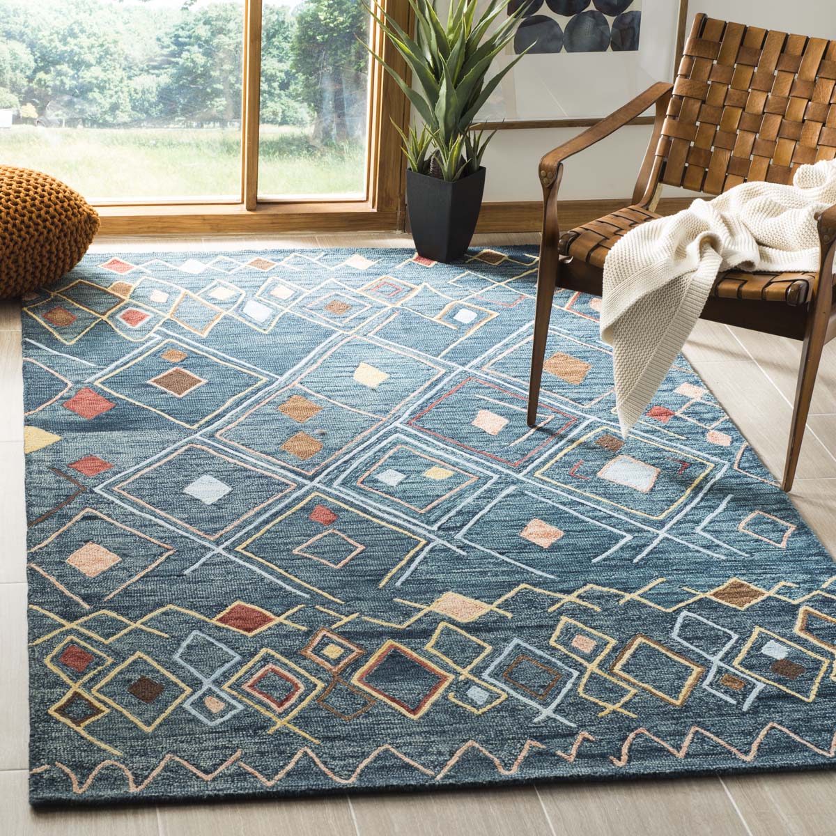 Safavieh Suzani 314 Rug, SZN314 - Dark Blue / Multi