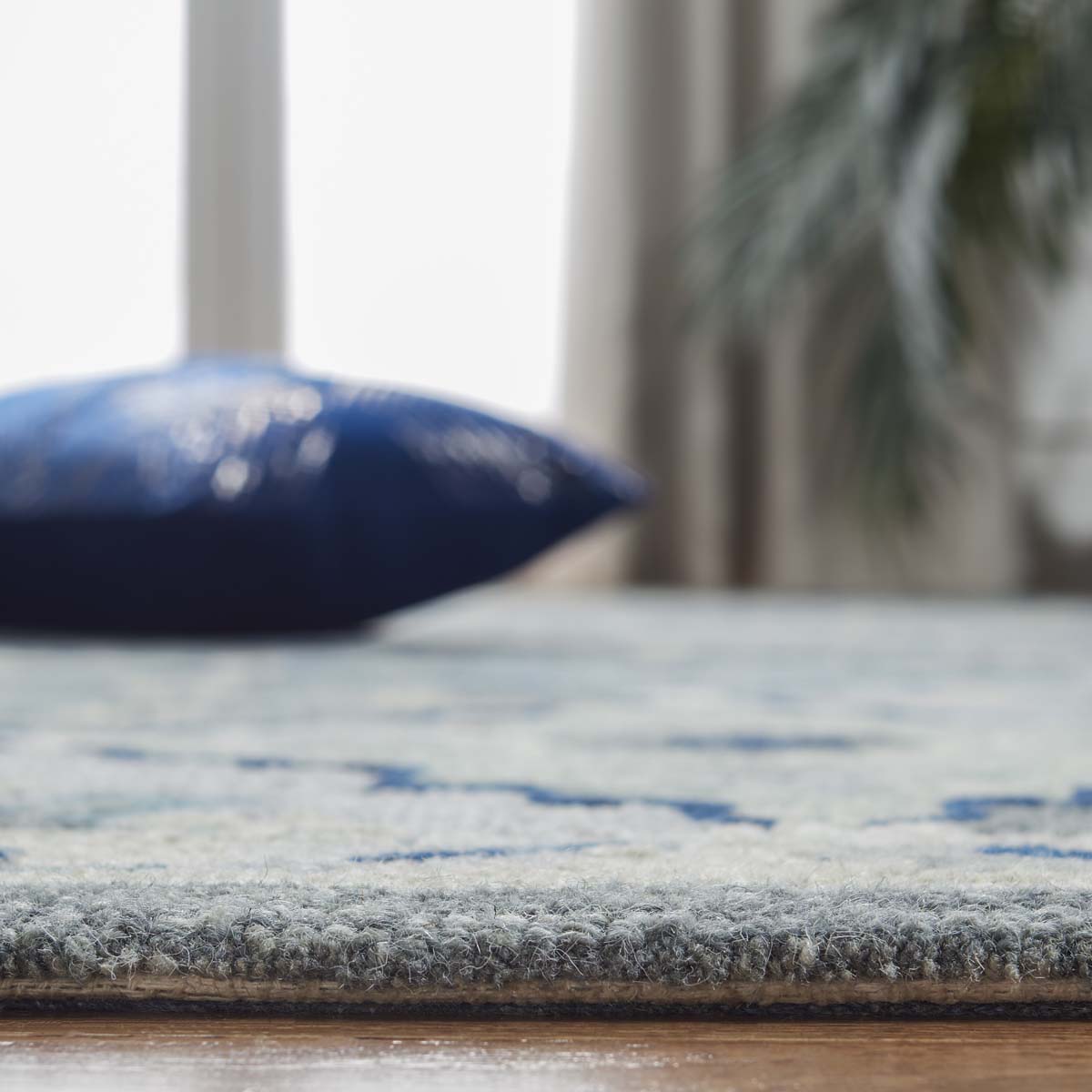 Safavieh Suzani 501 Rug, SZN501 - Blue / Grey