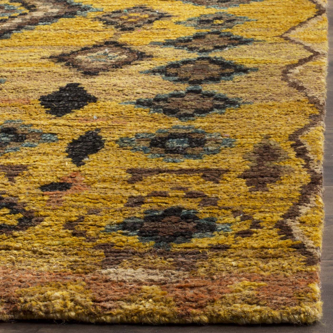 Safavieh Tangier 652 Rug, TGR652 - Gold