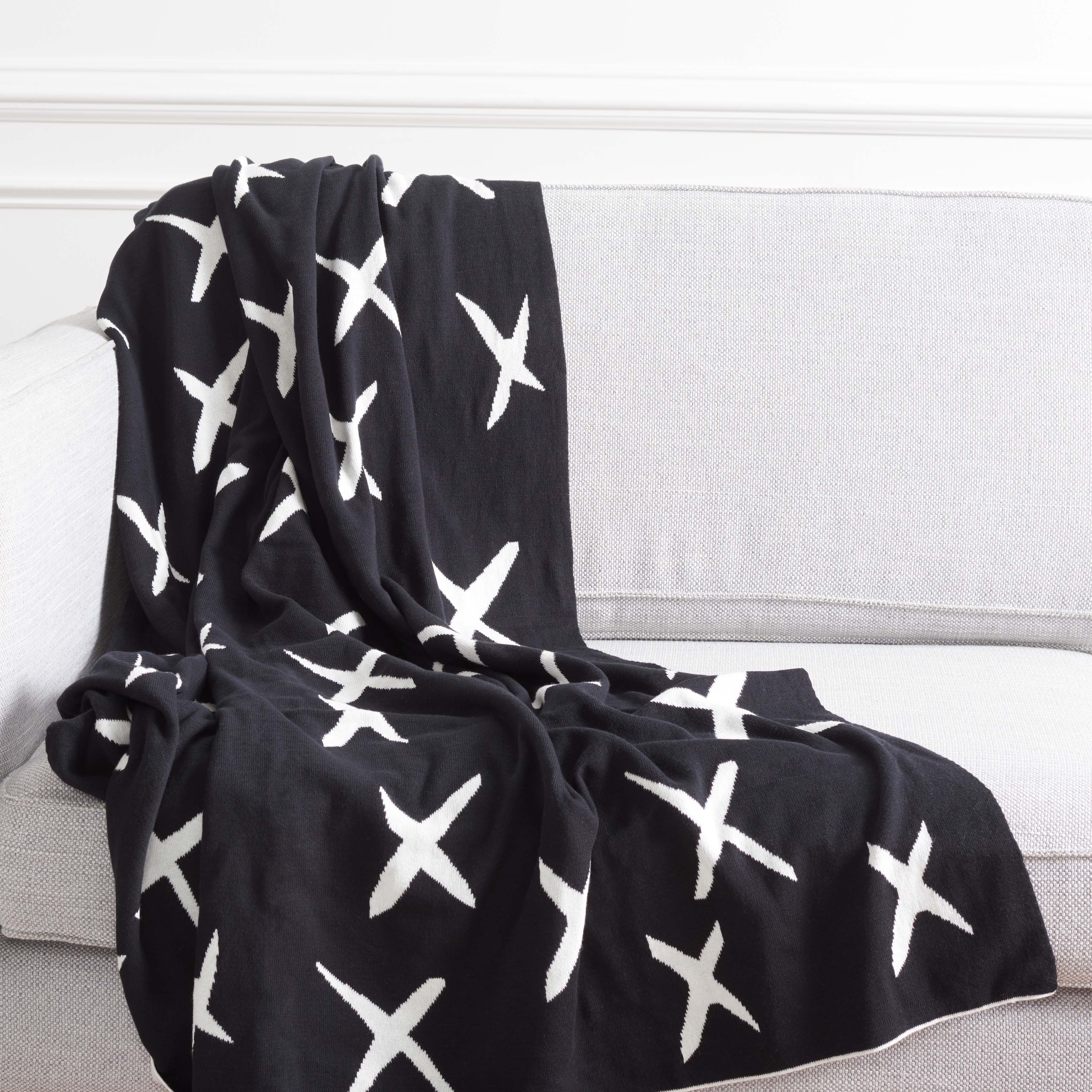 Safavieh Alto Throw , THR404 - Black / Ivory