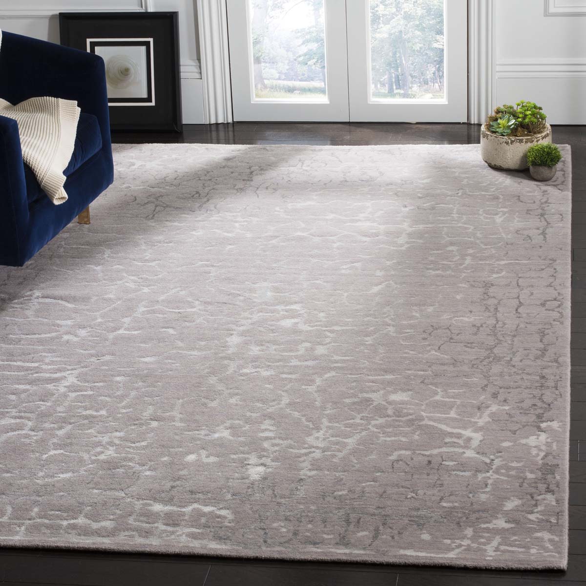 Safavieh Tibetan 539 Rug, TIB539 - Grey / Ivory