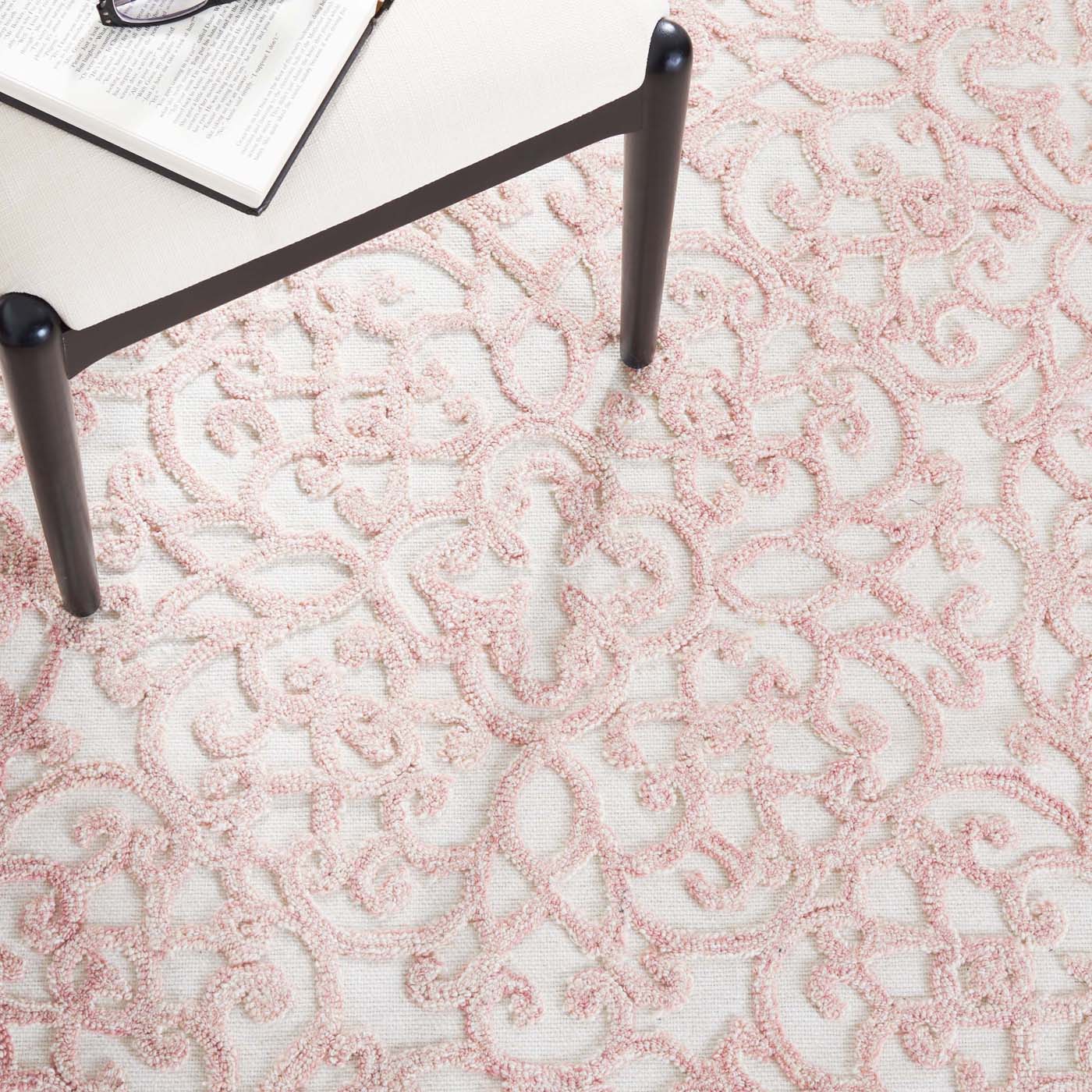 Safavieh Trace 103 Rug, TRC103 - Ivory / Pink