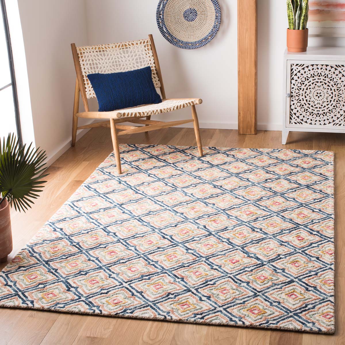 Safavieh Trace 512 Rug, TRC512 - Ivory / Navy