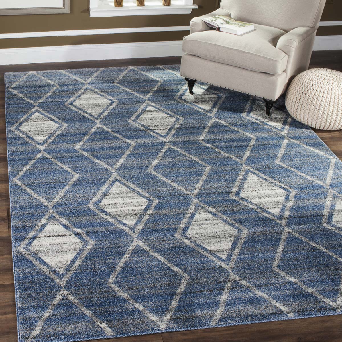 Safavieh Tunisia 296 Rug, TUN296 - Light Blue / Cream