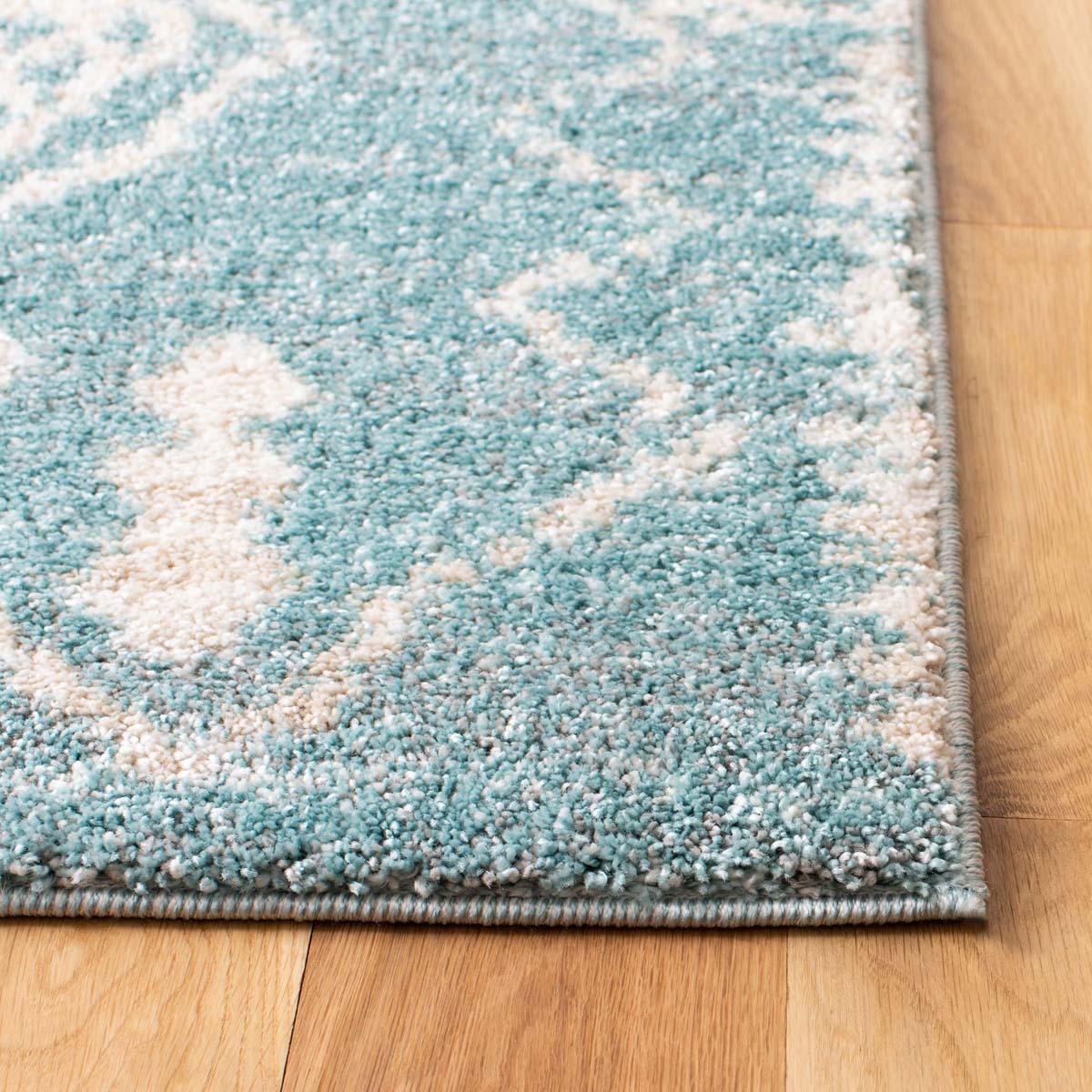 Safavieh Tunisia 736 Rug, TUN736 - Aqua / Ivory