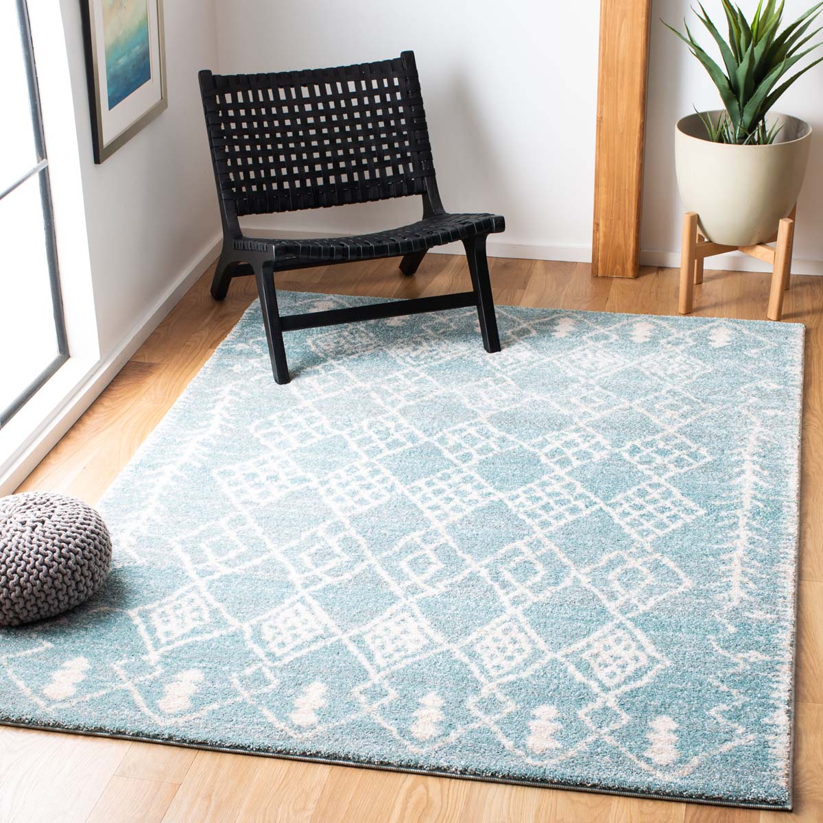 Safavieh Tunisia 736 Rug, TUN736 - Aqua / Ivory