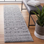 Safavieh Tunisia 737 Rug, TUN737 - Black / Ivory