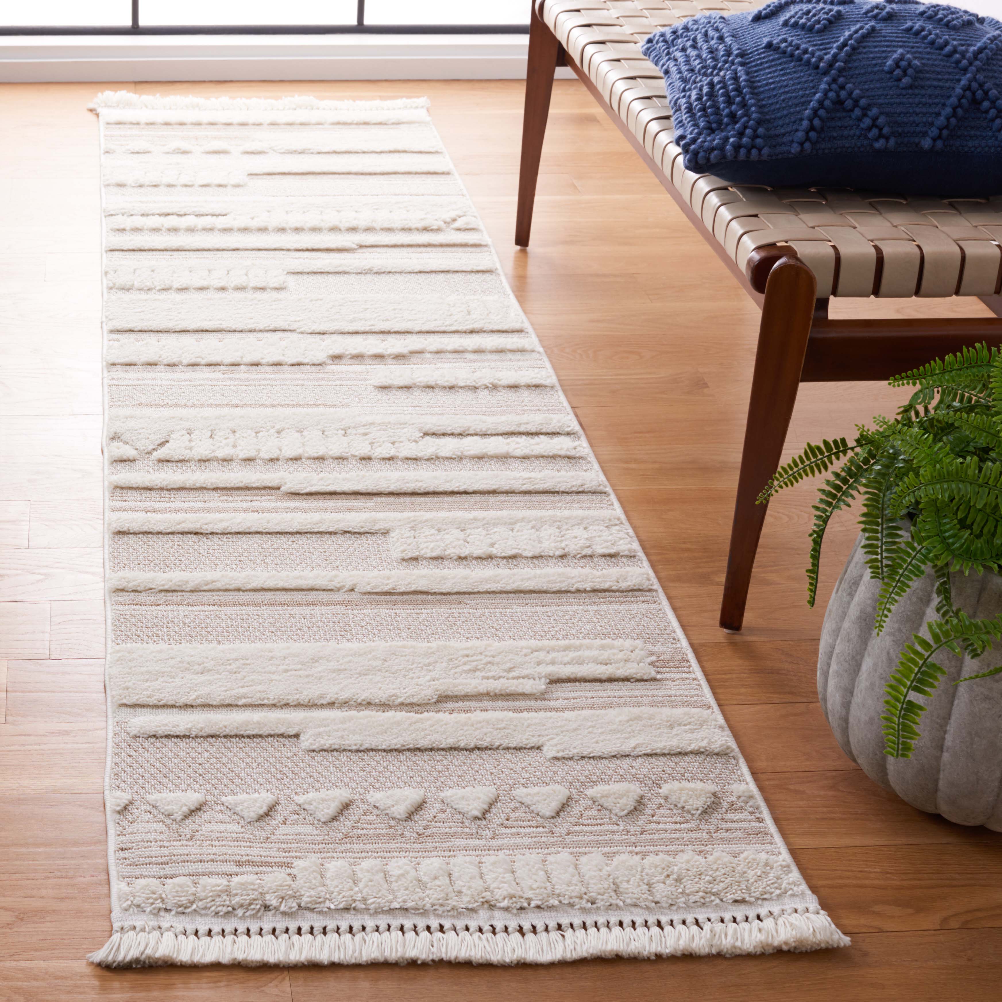 Safavieh Urban 200 Rug, URB200 - Ivory / Beige