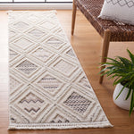 Safavieh Urban 202 Rug, URB202 - Grey / Ivory