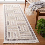 Safavieh Urban 212 Rug, URB212 - Beige / Ivory