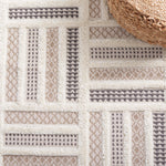 Safavieh Urban 212 Rug, URB212 - Beige / Ivory