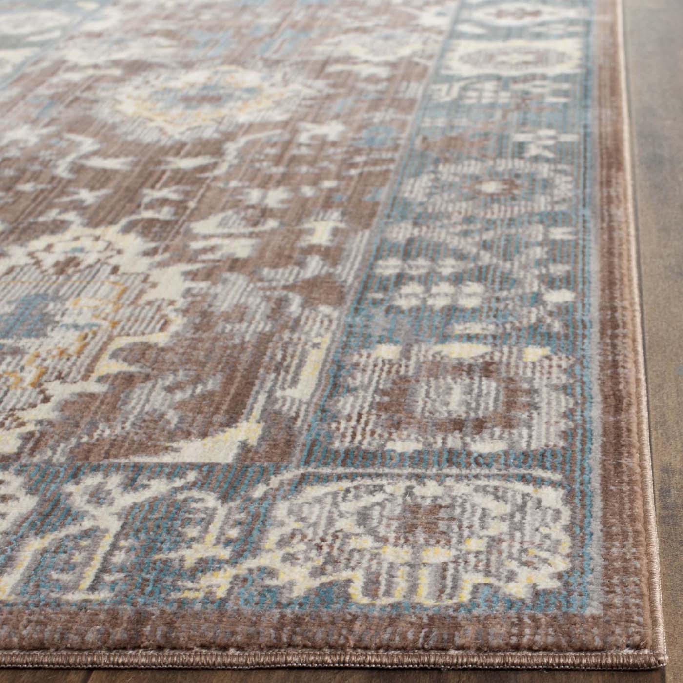 Safavieh Valencia 122 Rug, VAL122 - Chocolate / Alpine