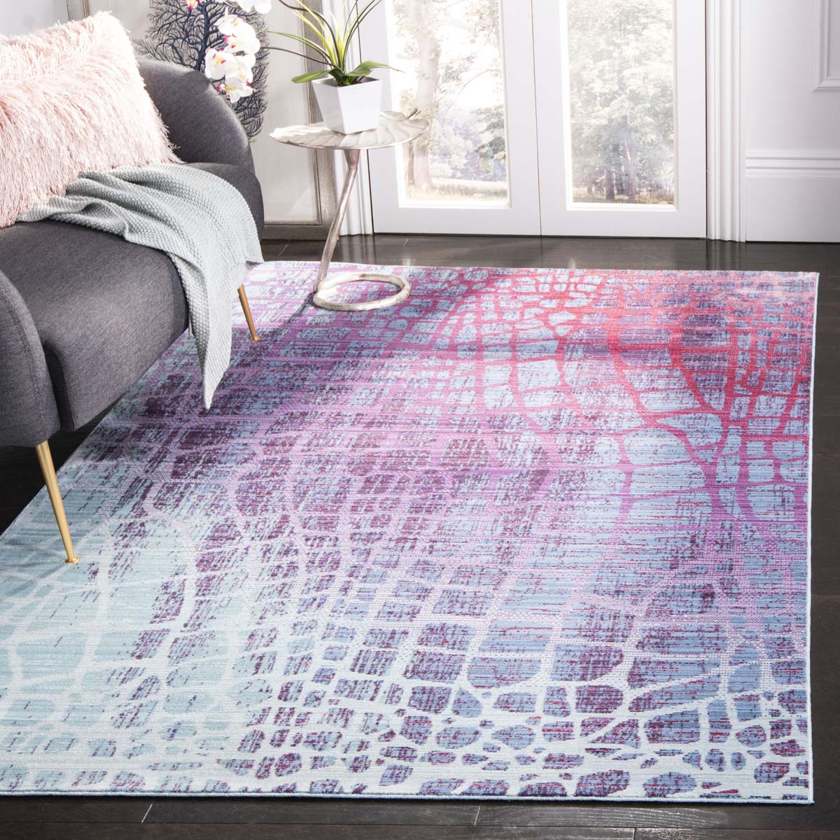 Safavieh Valencia 204 Rug, VAL204 - Blue / Fuchsia