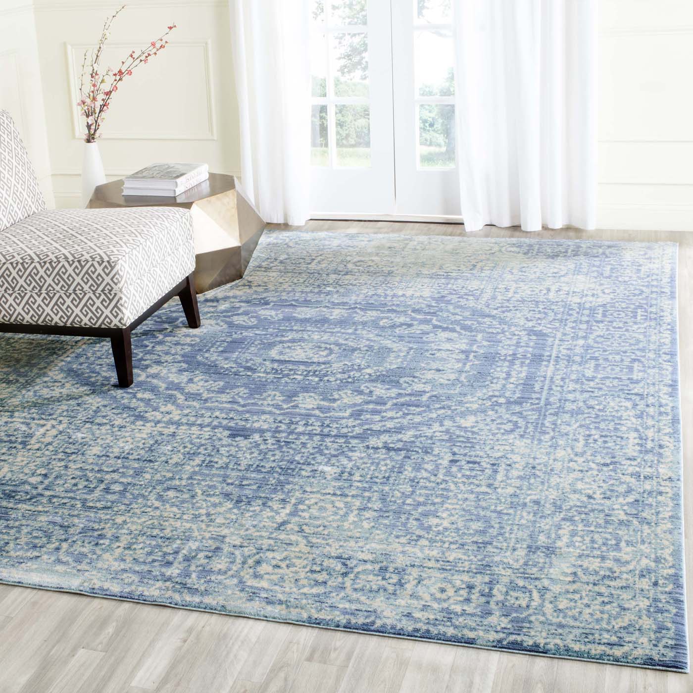 Safavieh Valencia 205 Rug, VAL205 - Blue / Multi