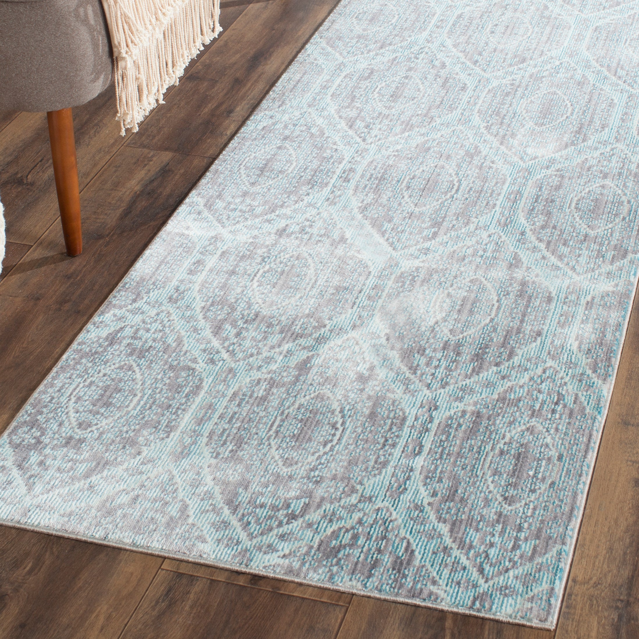 Safavieh Valencia 206 Rug, VAL206 - Mauve / Alpine