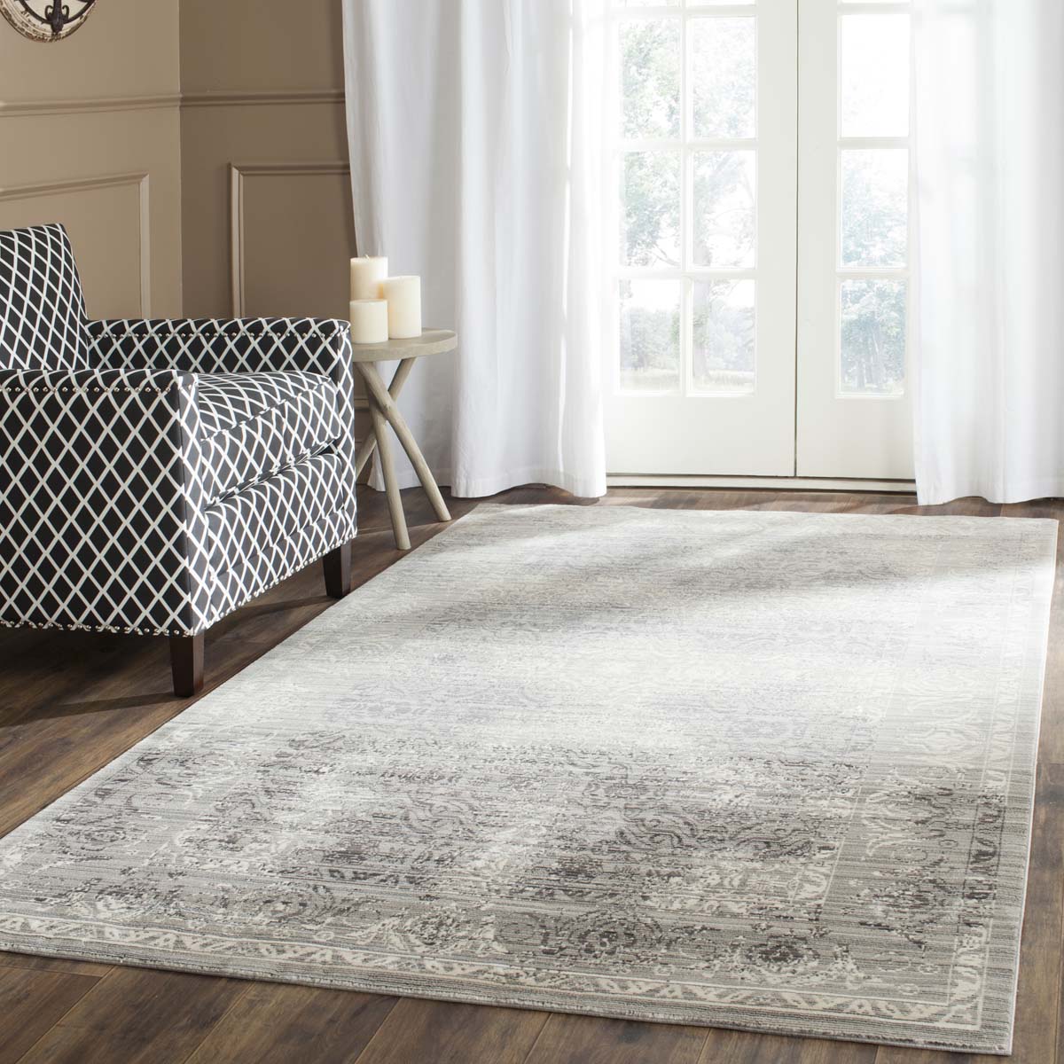 Safavieh Valencia 212 Rug, VAL212 - Mauve / Multi