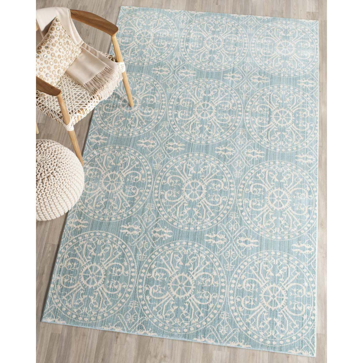 Safavieh Valencia 214 Rug, VAL214 - Alpine / Cream