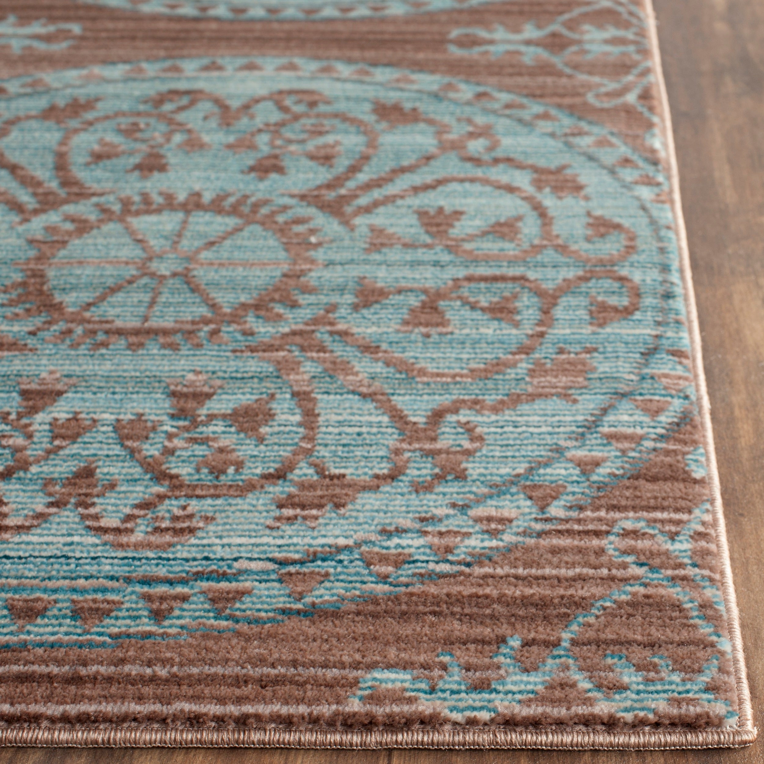 Safavieh Valencia 214 Rug, VAL214 - Brown / Alpine