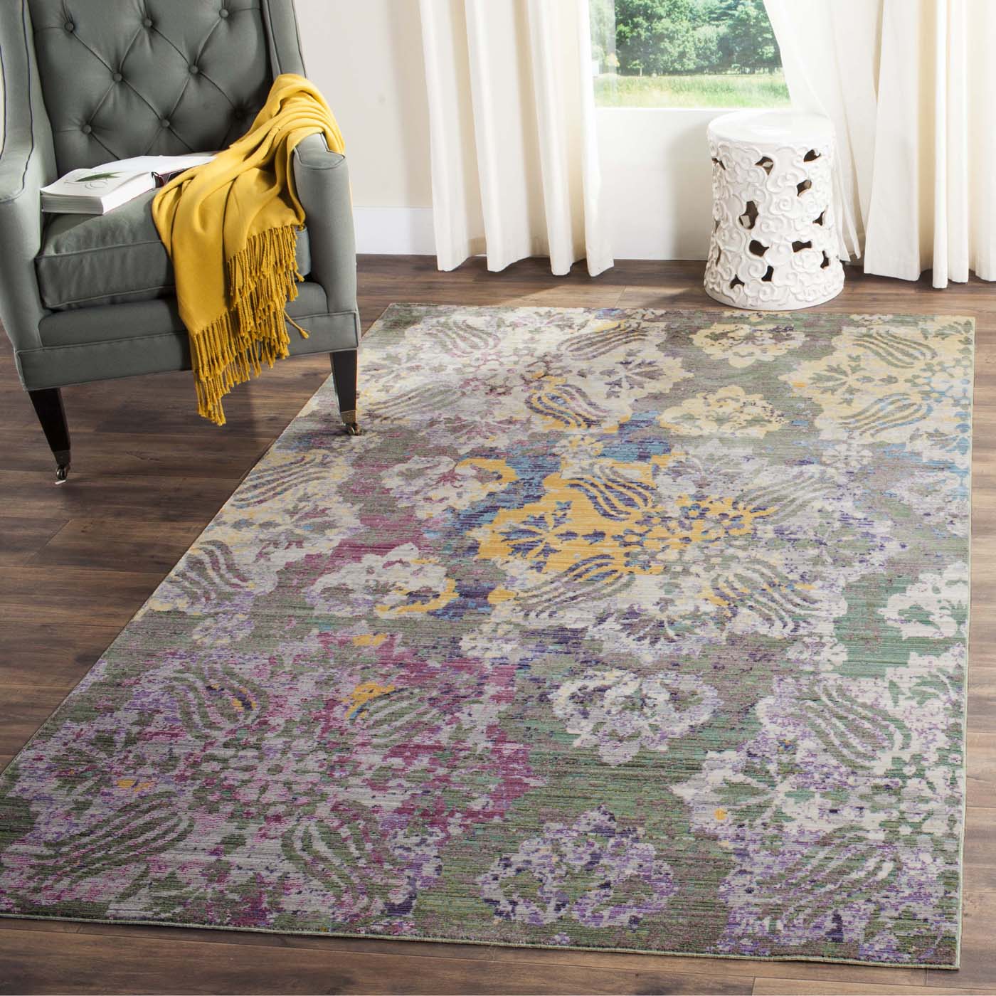 Safavieh Valencia 215 Rug, VAL215 - Multi