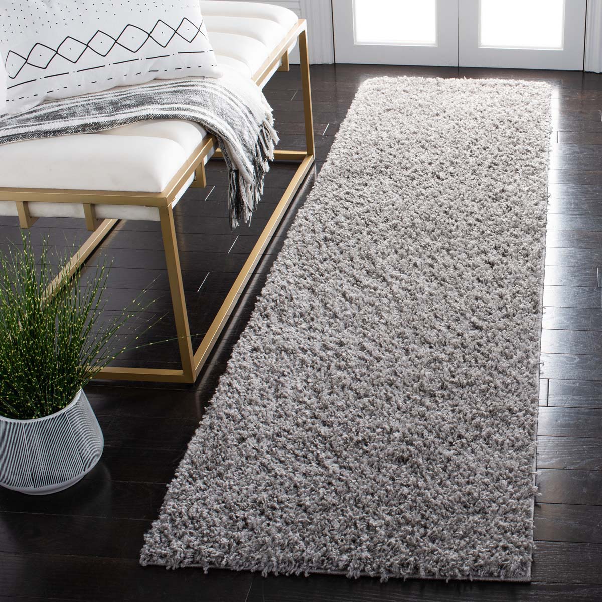 Safavieh Venus Shag 520 Rug, VNS520 - Grey