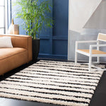 Safavieh Venus Shag 603 Rug, VNS603 - Ivory / Black