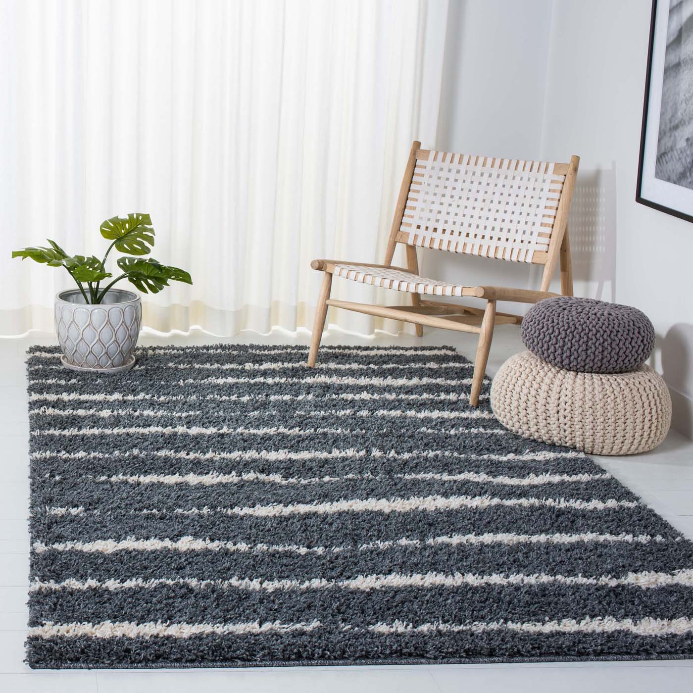 Safavieh Venus Shag 603 Rug, VNS603 - Dark Grey / Ivory