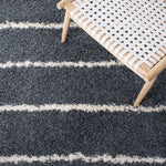 Safavieh Venus Shag 604 Rug, VNS604 - Dark Grey / Ivory