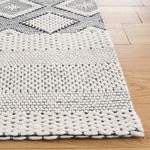 Safavieh Vermont 153 Rug, VRM153 - Ivory / Black