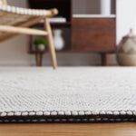 Safavieh Vermont 155 Rug, VRM155 - Ivory / Black